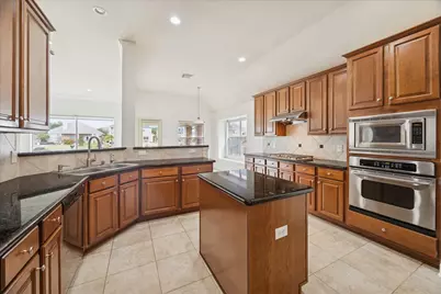 18110 Dunoon Bay Point Court, Cypress, TX 77429 - Photo 5