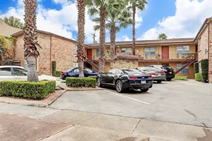 1624 Marshall St, Houston, TX 77006 - Photo 1
