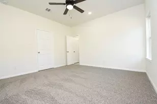 2811 Topiary Ln, Houston, TX 77014 - Photo 23