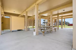 970 Bolivar Dunes Blvd, Gilchrist, TX 77617 - Photo 29