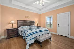 970 Bolivar Dunes Blvd, Gilchrist, TX 77617 - Photo 9