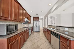 17927 Sugarloaf Bay Dr, Cypress, TX 77429 - Photo 11