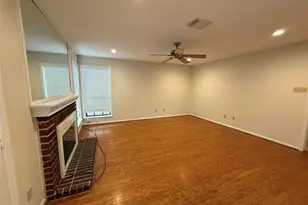 6810 Redwood Falls Dr, Pasadena, TX 77505 - Photo 11