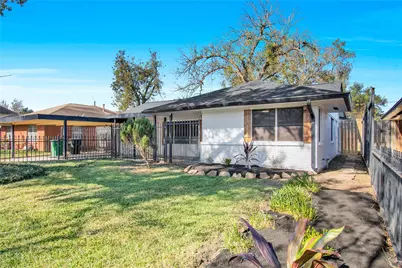 623 Gilpin Street, Houston, TX 77034 - Photo 3