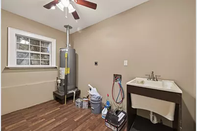 1305 Munger Street, Houston, TX 77023 - Photo 25