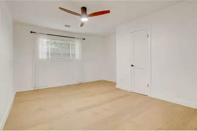 10803 Chevy Chase Drive, Houston, TX 77042 - Photo 21