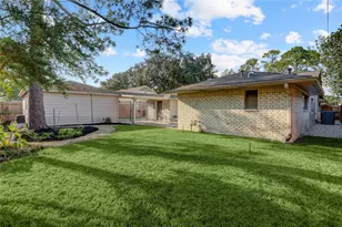 10803 Chevy Chase Dr, Houston, TX 77042 - Photo 25