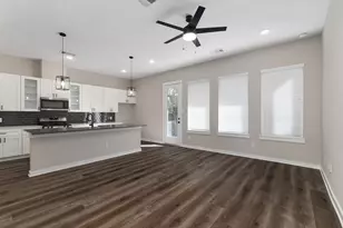 6716 Parker Oaks Ln, Houston, TX 77076 - Photo 5