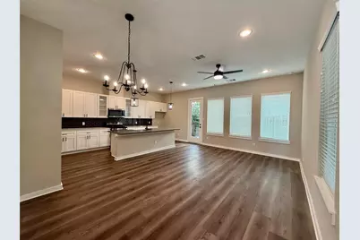 6716 Parker Oaks Lane, Houston, TX 77076 - Photo 3