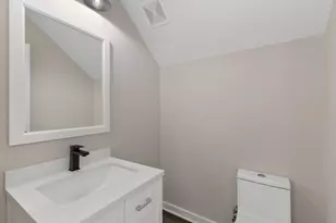 6716 Parker Oaks Ln, Houston, TX 77076 - Photo 9