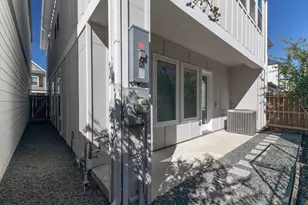 6716 Parker Oaks Ln, Houston, TX 77076 - Photo 29