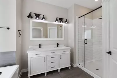 6716 Parker Oaks Lane, Houston, TX 77076 - Photo 17