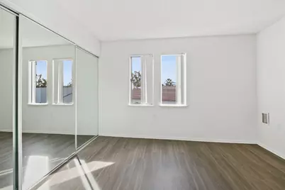 21 California Ave, Irvine, CA 92612 - Photo 7