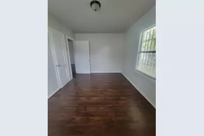 5318 Chennault Road, Houston, TX 77033 - Photo 5