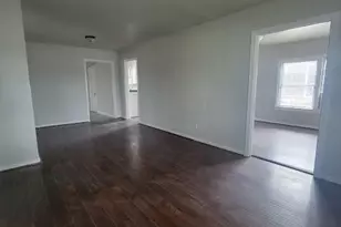 5318 Chennault Rd, Houston, TX 77033 - Photo 9