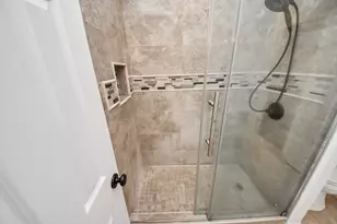 1807 Ravenel Ln, Sugar Land, TX 77479 - Photo 31
