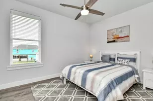 22814 Camino St, Galveston, TX 77554 - Photo 33