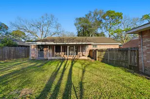 1927 Westlake Rd, Houston, TX 77062 - Photo 25