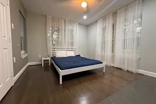 7135 Cayton St, Houston, TX 77061 - Photo 9