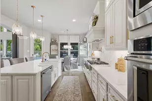 123 N Winter Sunrise Cir, The Woodlands, TX 77375 - Photo 17