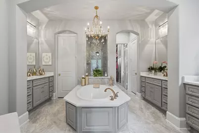 123 N Winter Sunrise Circle, The Woodlands, TX 77375 - Photo 23