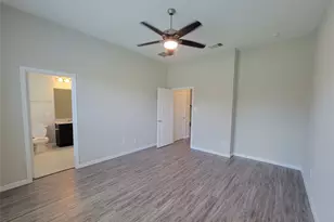 7479 Thunder St, Pearland, TX 77584 - Photo 3