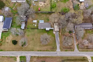 21613 County Rd 37492, Cleveland, TX 77327 - Photo 33