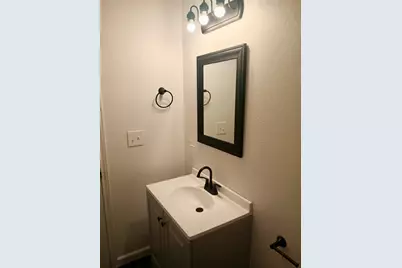 977 County Road 2112, Liberty, TX 77575 - Photo 7