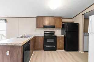 15211 Paradise Cove Dr, Willis, TX 77318 - Photo 5