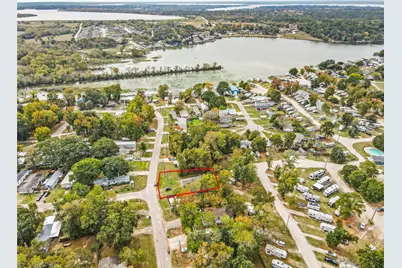 15211 Paradise Cove Drive, Willis, TX 77318 - Photo 17