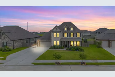 14926 Lake Shore Avenue, Mont Belvieu, TX 77523 - Photo 1