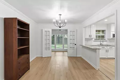 5517 Aspen Street, Houston, TX 77081 - Photo 7