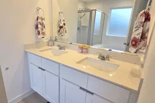 8510 Tropical Breeze Wy, Rosharon, TX 77583 - Photo 13