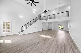 18122 Memorial Estates Dr, Spring, TX 77379 - Photo 7