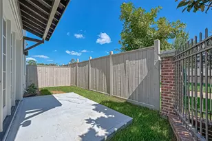 1908 Carrollton Mill Dr, Houston, TX 77380 - Photo 37