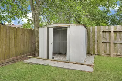 1004 Bonnie Street, Houston, TX 77587 - Photo 7