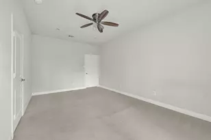 1004 Bonnie St, Houston, TX 77587 - Photo 19