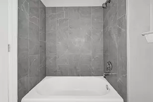 1004 Bonnie St, Houston, TX 77587 - Photo 27