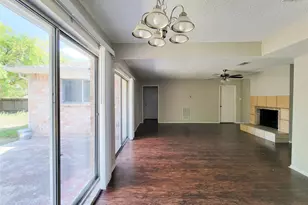 18402 Tall Cypress Dr, Spring, TX 77388 - Photo 11