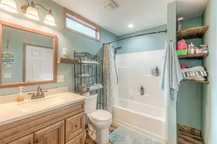 51 Roatan Dr, Point Blank, TX 77364 - Photo 9