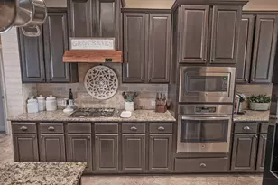 1283 Laurel Ln, Angleton, TX 77515 - Photo 15