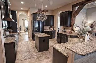 1283 Laurel Ln, Angleton, TX 77515 - Photo 13