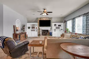 1283 Laurel Ln, Angleton, TX 77515 - Photo 17