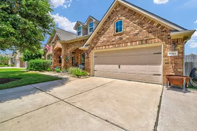 1283 Laurel Lane, Angleton, TX 77515 - Photo 5