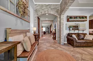 1283 Laurel Ln, Angleton, TX 77515 - Photo 5