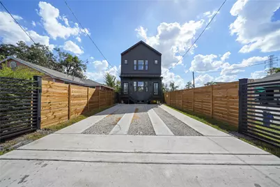 402 E 37th Street #A, Houston, TX 77018 - Photo 3