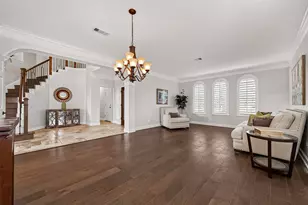 827 Annie's Way, Sugar Land, TX 77479 - Photo 11