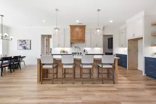 5680 Mill Water Ct, Bryan, TX 77808 - Photo 17