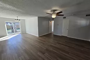 307 Hildred Ave, Conroe, TX 77303 - Photo 7