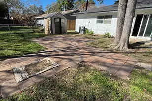 307 Hildred Ave, Conroe, TX 77303 - Photo 31